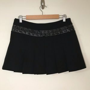 BCBG maxazria pleated skirts , size 8